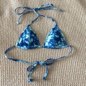 Victoria’s Secret pink tie-dye bikini top